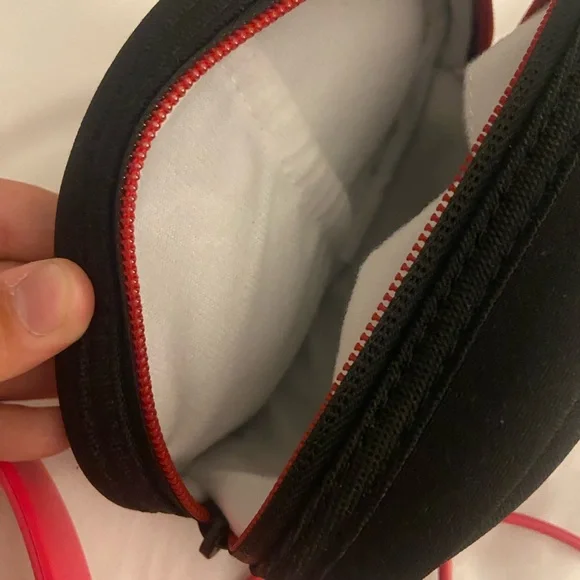 Pink Beats Wired Headphones Like-New Conditon